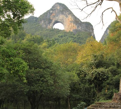 Moon Hill Scenic Area à Yangshuo 2 Expériences Et 14 Photos