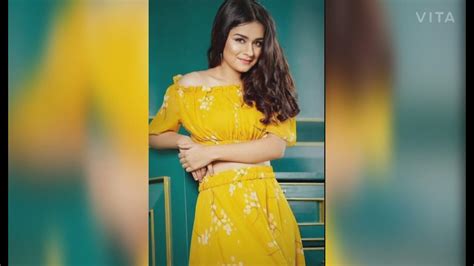 Avneet Kaur Yellow Outfit Youtube