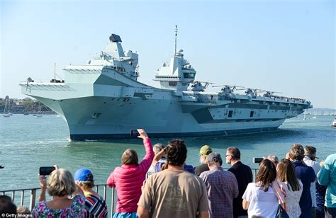 Royal Navy S New Bn Aircraft Carrier Hms Queen Elizabeth Finally Sets Sail From Portsmouth