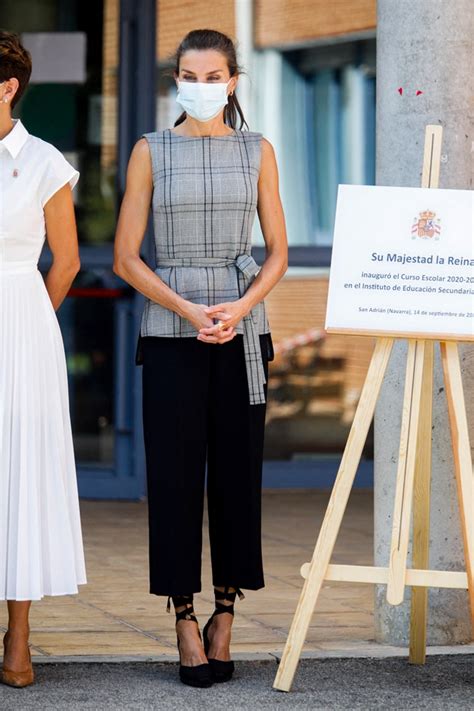 Η βασίλισσα Letizia φόρεσε ένα κομψό τοπ από τα Zara
