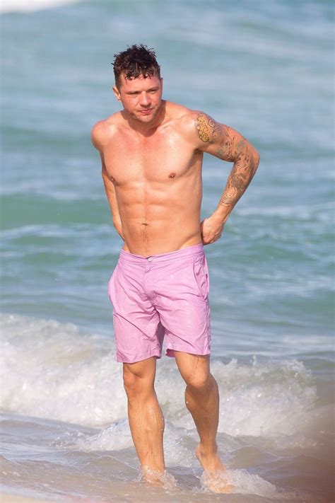 Ryan Phillippe Shirtless Hunks Hot Celebs And Their Insane Physiques Us Weekly