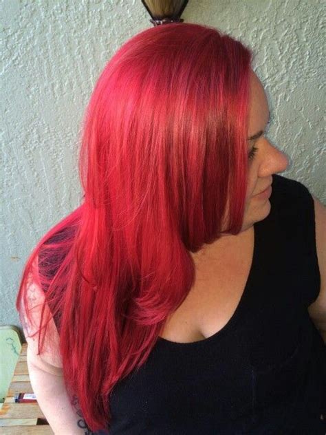 Pravana Vivid Red Leuchtend Rote Haare Frisur Rot Rote Haare