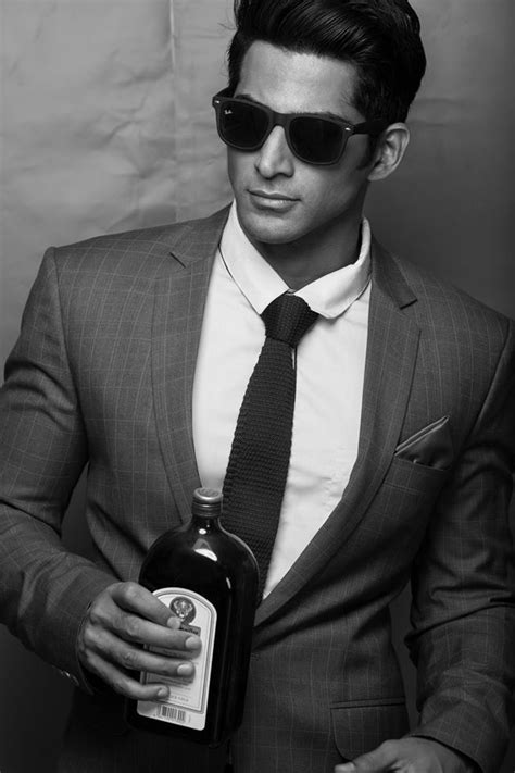 Very good desi hair styles health fitness aur aapki body sadi acchi hai tops prakar ki hairstyle sui rakh sakte hain yeah long men hairstyle se long men hairstyle lok aajkal sabse jyada pasand aa. Desi Men | Men, Desi