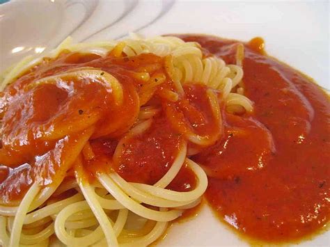 Spaghetti mit Tomatensoße Ein schönes Rezept