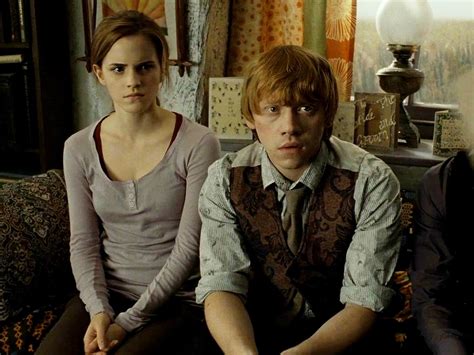 Ron And Hermione Wallpaper Romione Wallpaper Fanpop