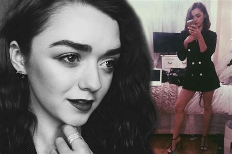 Game Of Thrones Star Maisie Williams Shows A Lot Of Leg In Sexy
