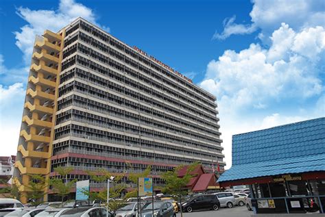8.pertanyaan pertanyaan mengenai pertandingan ini boleh dikemukakan kepada pihak urusetia seperti berikut : Building Lindungan - Your Preferr