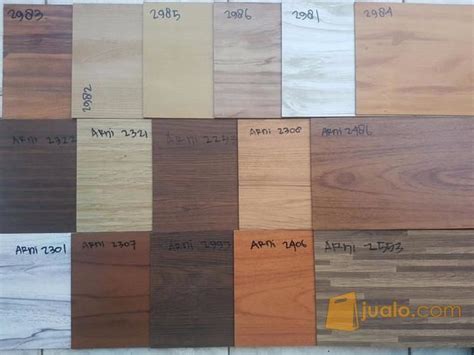 Harga dari paket lantai vinyl inipun dinilai mempunyai harga yang relatif lebih murah apabila dibandingkan. Lantai Vinyl Motif Kayu | Kab. Bekasi | Jualo