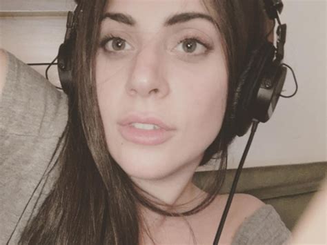 Lady Gaga Is The Next Celeb Who Is Embracing A Makeup Free Face Insider