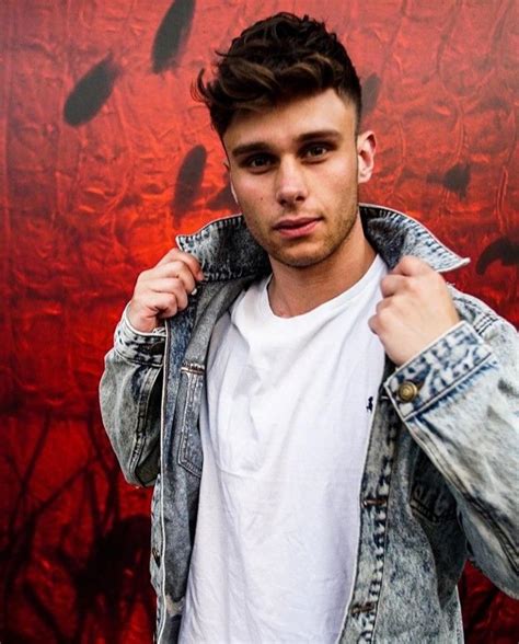I love books, video games and older cars. Pin by Roadtrip And Hrvy Fan Page on Mikey Cobban | Road ...