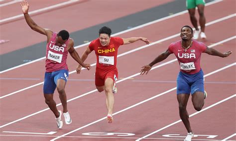 Sprinter Su Makes History Global Times