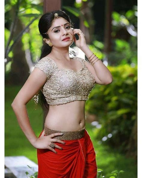 Saree Blouse Navel Hot Saree Blouse Navel Show PHotos Side View Back Pics Below Navel Charmi