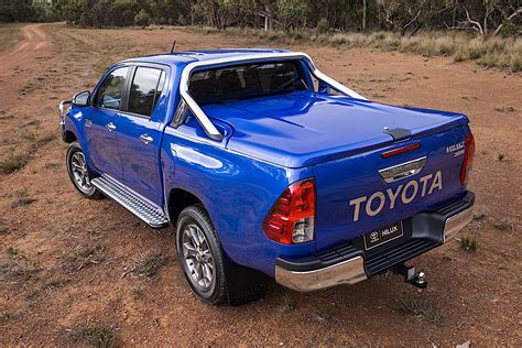 Toyota Hilux Double Cab Specs 2015 2016 2017 2018 Autoevolution