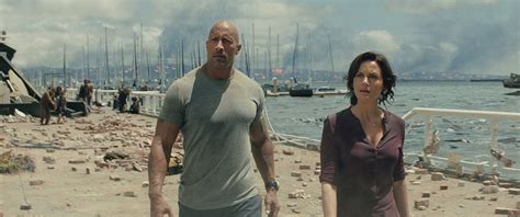 Film Review San Andreas Starring Dwayne Johnson And Carla Gugino The Gate