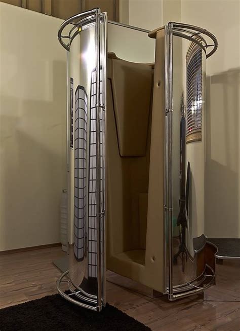 Cryo therapy chambers cryolipolysis machine cryo cabin l/c,western union,t/t. Cryo-sauna Space Cabin - Cryomed S.r.o. - ecplaza.net