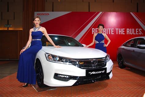 Front wheel drive 26 combined mpg (21 city/34 highway). Honda Accord Facelift Launched In Malaysia - Autoworld.com.my