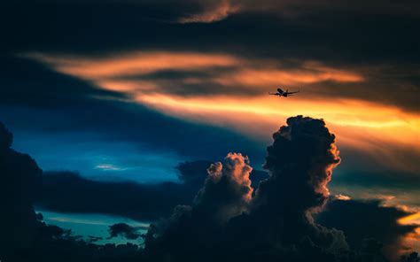Download Wallpaper 3840x2400 Plane Sky Night Clouds Sunset 4k Ultra