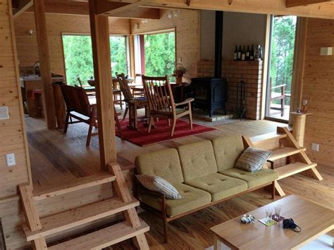 『家売るオンナ』（いえうるオンナ）は、2016年7月13日から9月14日まで日本テレビ系「水曜ドラマ」枠で放送された日本のテレビドラマである。主演は北川景子。日本での放送の1時間後に「your home is my business」のタイトルで香港、フィリピン、タイ、インドネシア、カンボジアで、1. 森に囲まれた 山の中の一軒家 鹿児島で家を建てる住まいず写真 ...