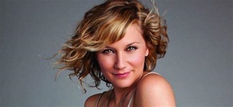 Who Is Jennifer Nettles Husband What Is Her Net Worth Age Height Celebion