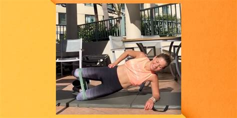 Candace Cameron Bure Tones Legs And Abs In Workout Instagram