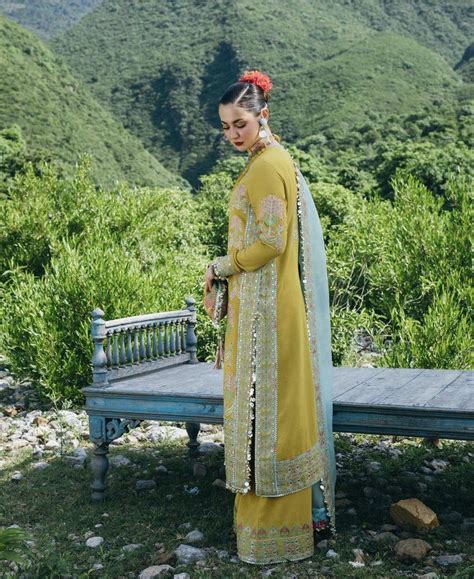 hussain rehar rumli pakistani women dresses traditional outfits pakistani couture