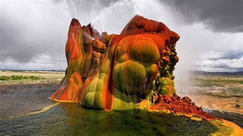 1920x1080 The Beautiful Man Made Wonder Fly Geyser Located In Nevada