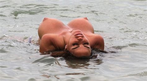 Katie Price Topless Photos Thefappening