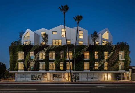 Mad Architects Completes Las Gardenhouse—the Largest Green Wall In The