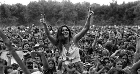 Counterculture of the 1960s (5). The Complete, Unadulterated History Of 1969's Woodstock ...