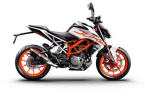 The 2017 ktm 250 duke is the newest addition to the duke family in india and is positioned between the 200 duke and 390 duke. Why you should be excited about the new 2017 KTM 250 and ...