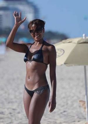 Claudia Jordan Wearing Bikini On Miami Beach GotCeleb