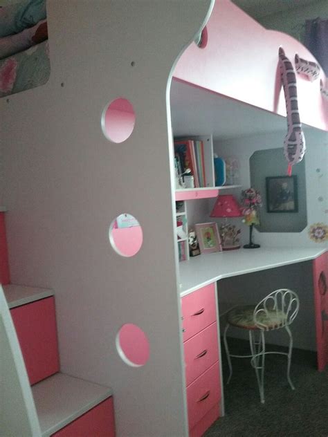 Really Cool Loft Bed I Have It Cool Loft Beds Teenage Girl Bedrooms
