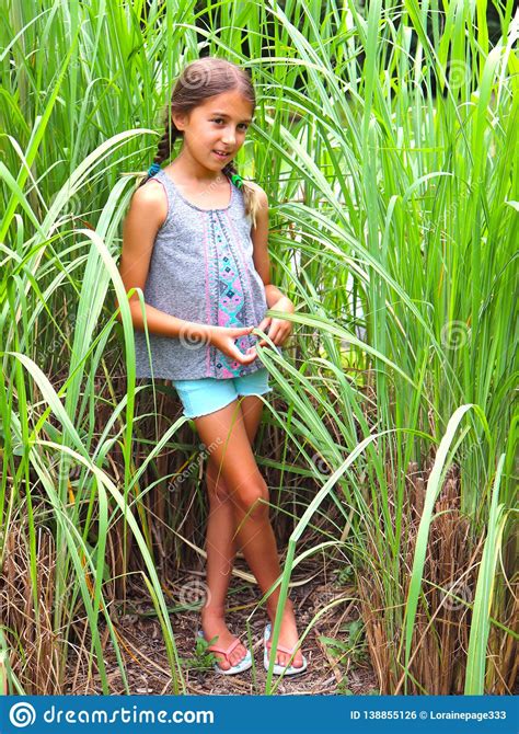 Tween Buds Young Buds Photos And Premium High Res Pictures Getty