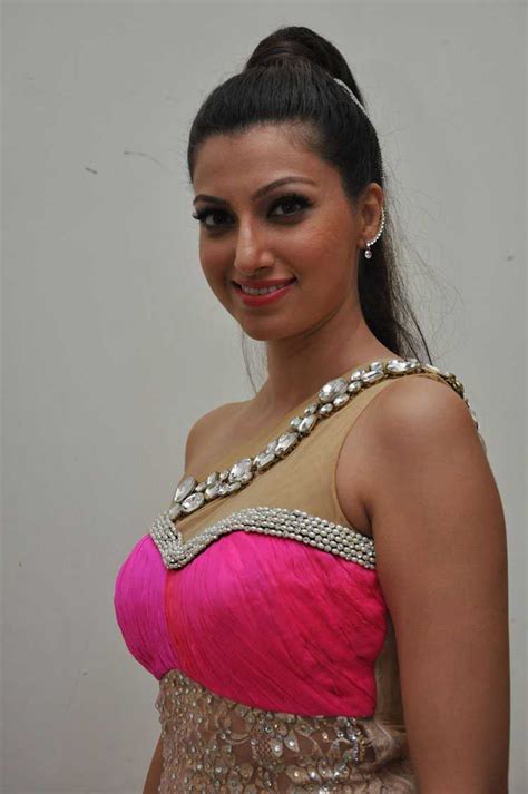 Actress Hamsa Nandini New Stills Eepixer