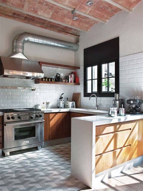 Originalmente, se llamaba baldosa al ladrillo cuadrado y fino, de forma rectangular o poligonal y de distintos tamaños. Murete a medida - Nuevas cocinas, nuevas distribuciones ...