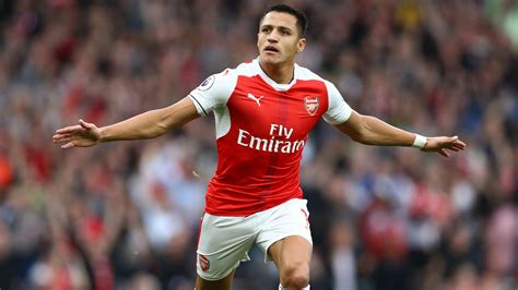 arsenal transfer news gunners fear alexis sanchez will push through manchester city move goal