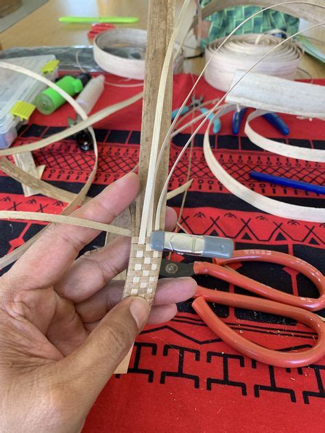 17 Pandanus Leaf Weaving Ideas Weaving How To Make Rings Hawaiian
