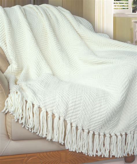 Chunky knit blanket, chunky knit merino wool blanket large 40x 60 throw blanket, giant knit blanket,bulky knit. #THROW #BLANKET #WHITE | Couch covers, Knit tweed, Blanket