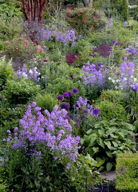 7 Steps To Creating A Quaint English Garden