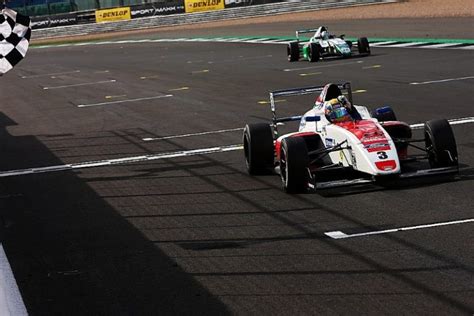 Hoggard Holds Off Jewiss At Silverstone For Seventh British F4 Win
