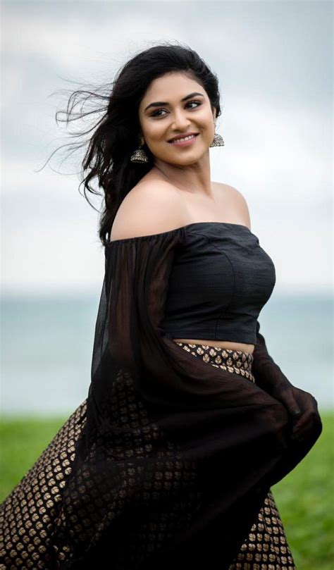 1.4 highest paid actresses in telugu. Pin by Maya on Good Looking in 2020 | Bollywood actress ...