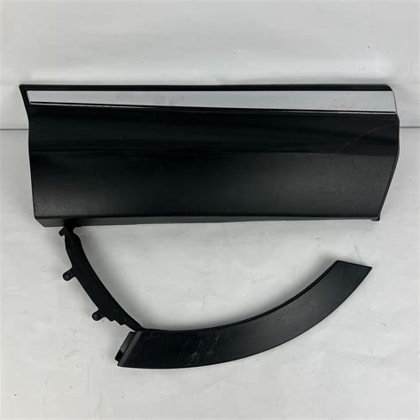 Scratches Honda Cr V Touring Rear Right Door Molding