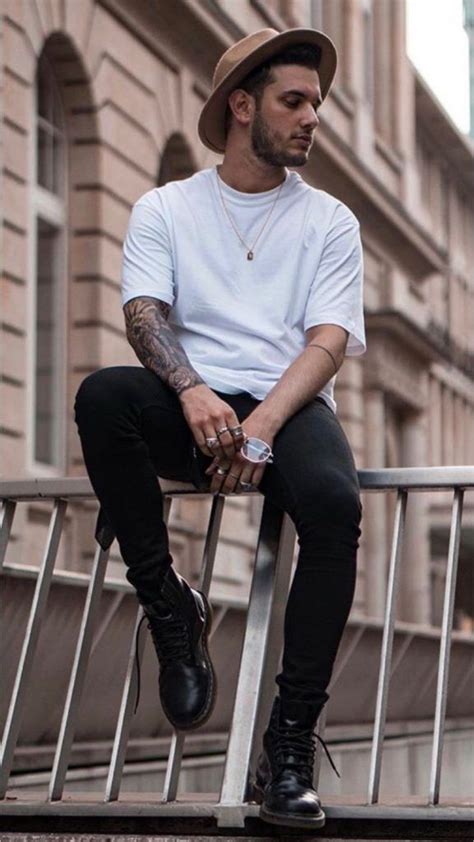 71 Coolest Summer Outfit That Inspiring For Stylish Guys On This 2019 Cool Summer Outfits