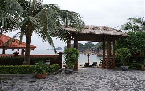 Catba island resort & spa is easy to access from the airport. Cat Ba Sunrise Resort