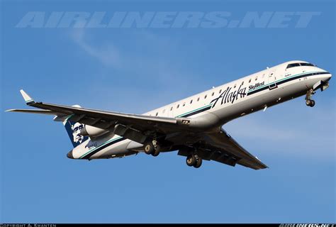 Alaska Airlines Skywest Airlines N215ag Canadair Cl 600 2c10 Regional