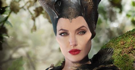 Mistress of evil was held last night in los angeles, and it's not exactly a surprise that angelina jolie would be there. Angelina Jolie Maleficent Voice Bath Time Practice