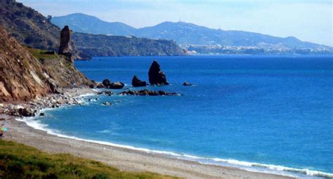 Criques à Malaga Les meilleures plages et criques sur la Costa del Sol Barcoenalquiler