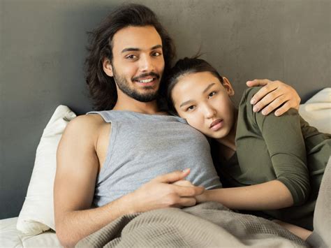 Men Confess How They Really Feel About Cuddling The Times Of India