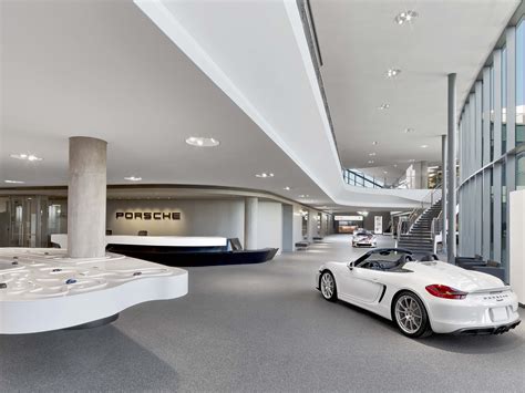 Porsche North American Headquarters Waveguide