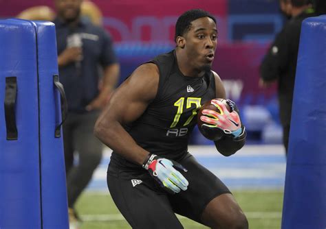 4 Prospects The Buffalo Bills Should Target If They Trade Back In Nfl Draft Page 2